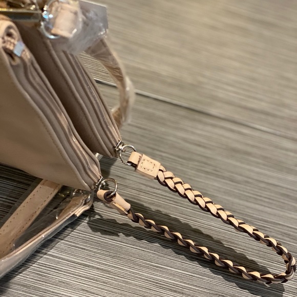 🎄🎄CHRISTMAS SALE🎄🎄 - Picture 6 of 8